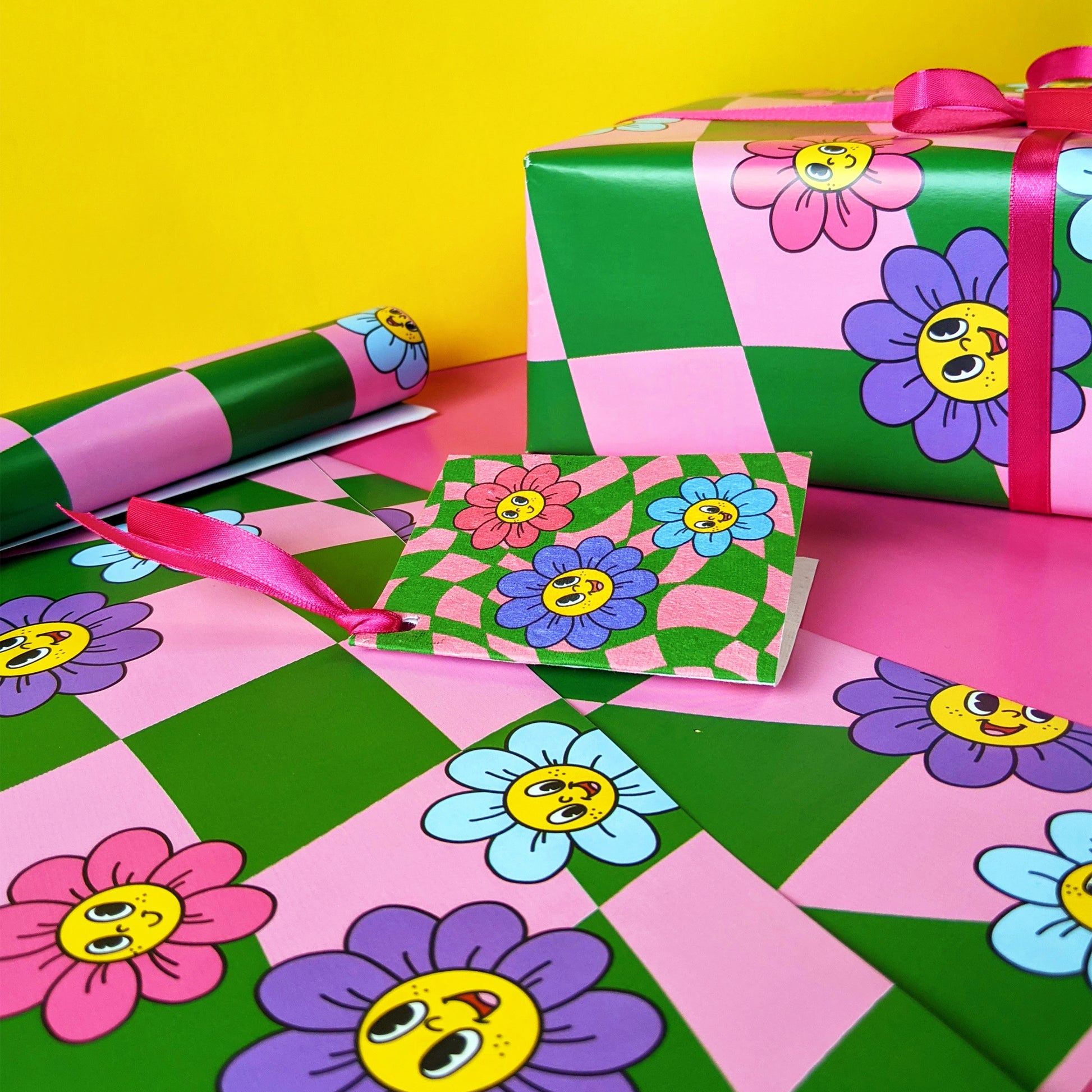 smiley flowers wrapping paper